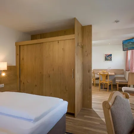 Konukevi Apartment Martha 4*